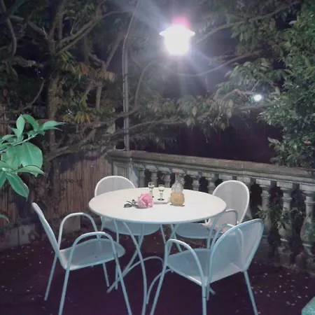 Il Glicine Di * Lucca